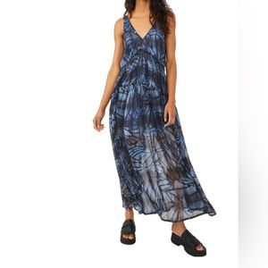Free People‎ Maxi Dress Women’s Medium Julianna Floral Navy Combo Blue Tank Tier